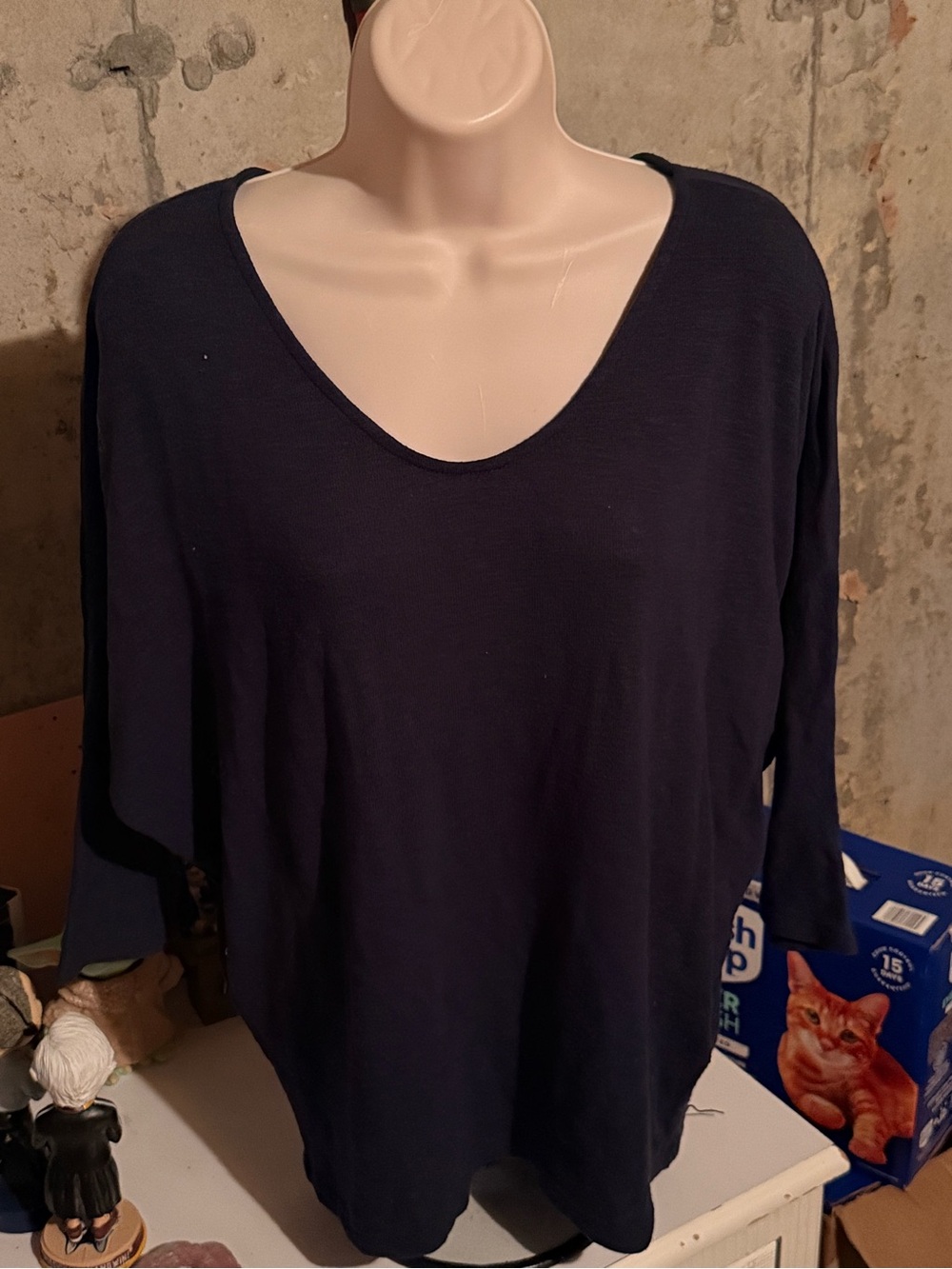 Laila Jayde Navy Scoop Neck Long Sleeve Top